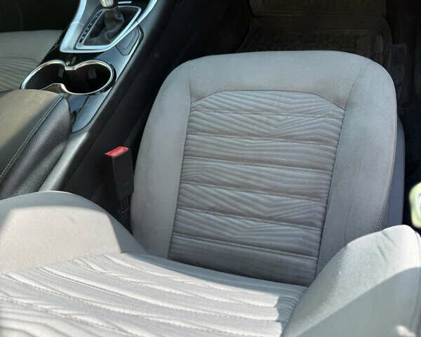 Сірий Форд Фьюжен, об'ємом двигуна 2.49 л та пробігом 233 тис. км за 7200 $, фото 9 на Automoto.ua