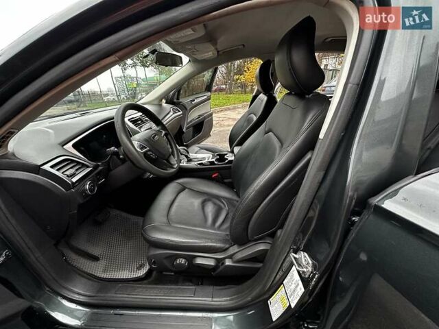 Сірий Форд Фьюжен, об'ємом двигуна 2.5 л та пробігом 246 тис. км за 8650 $, фото 20 на Automoto.ua