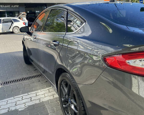 Форд Фьюжн 2015 в Львове на Automoto.ua Серый Форд Фьюжн, объемом двигателя 2.5 л и пробегом 201 тыс. км за 9999 $, фото 9 на Automoto.ua