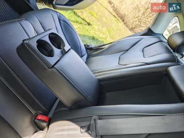 Сірий Форд Фьюжен, об'ємом двигуна 2 л та пробігом 162 тис. км за 11500 $, фото 35 на Automoto.ua