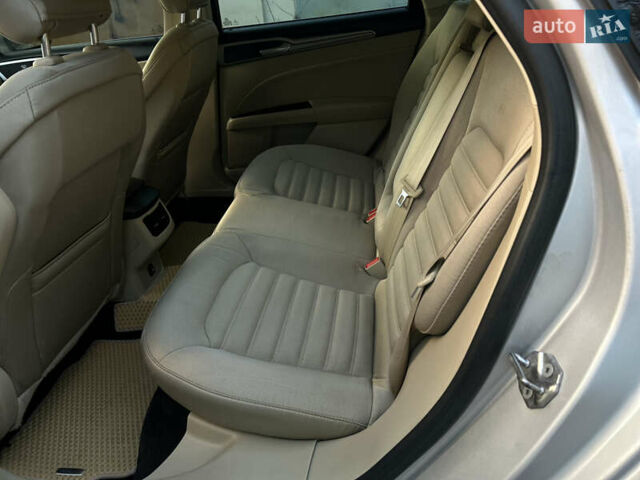 Сірий Форд Фьюжен, об'ємом двигуна 2.49 л та пробігом 290 тис. км за 8899 $, фото 40 на Automoto.ua