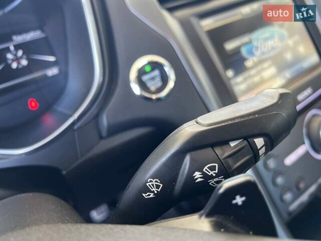 Форд Фьюжн 2015 в Николаеве на Automoto.ua Серый Форд Фьюжн, объемом двигателя 2 л и пробегом 208 тыс. км за 10900 $, фото 27 на Automoto.ua