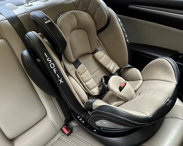 Серый Форд Фьюжн, объемом двигателя 0 л и пробегом 205 тыс. км за 10600 $, фото 17 на Automoto.ua