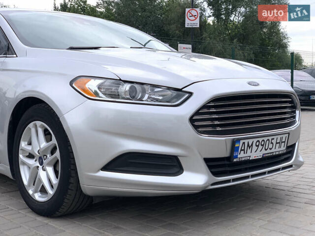 Сірий Форд Фьюжен, об'ємом двигуна 2.5 л та пробігом 216 тис. км за 8999 $, фото 7 на Automoto.ua