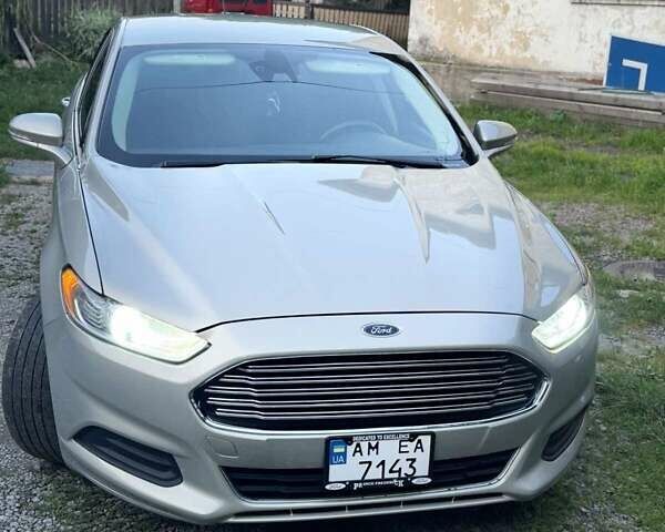 Сірий Форд Фьюжен, об'ємом двигуна 2.5 л та пробігом 240 тис. км за 10000 $, фото 14 на Automoto.ua