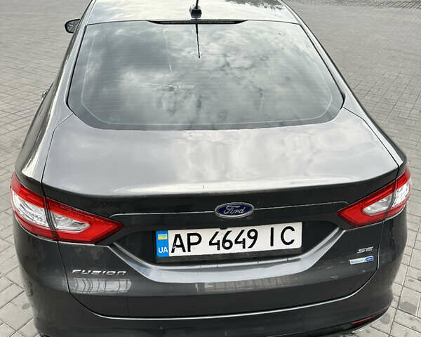 Форд Фьюжн 2015 в Запорожье на Automoto.ua Серый Форд Фьюжн, объемом двигателя 2 л и пробегом 107 тыс. км за 11000 $, фото 6 на Automoto.ua