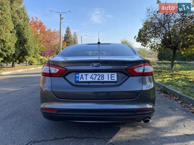 Серый Форд Фьюжн, объемом двигателя 2 л и пробегом 165 тыс. км за 12750 $, фото 1 на Automoto.ua