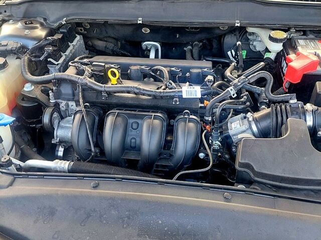 Серый Форд Фьюжн, объемом двигателя 2.5 л и пробегом 131 тыс. км за 10500 $, фото 3 на Automoto.ua