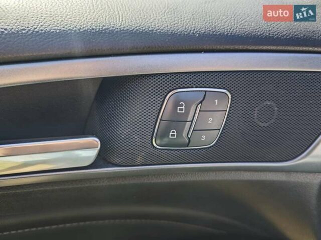 Сірий Форд Фьюжен, об'ємом двигуна 2 л та пробігом 162 тис. км за 11500 $, фото 43 на Automoto.ua