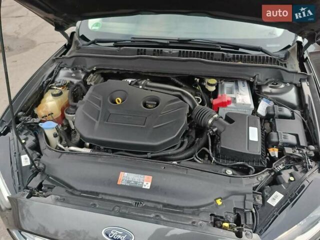 Сірий Форд Фьюжен, об'ємом двигуна 2 л та пробігом 121 тис. км за 12700 $, фото 16 на Automoto.ua