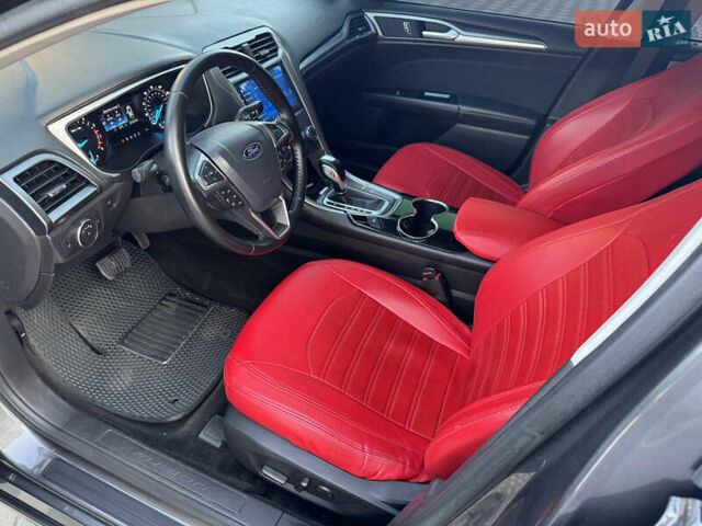 Серый Форд Фьюжн, объемом двигателя 2.49 л и пробегом 206 тыс. км за 9300 $, фото 15 на Automoto.ua