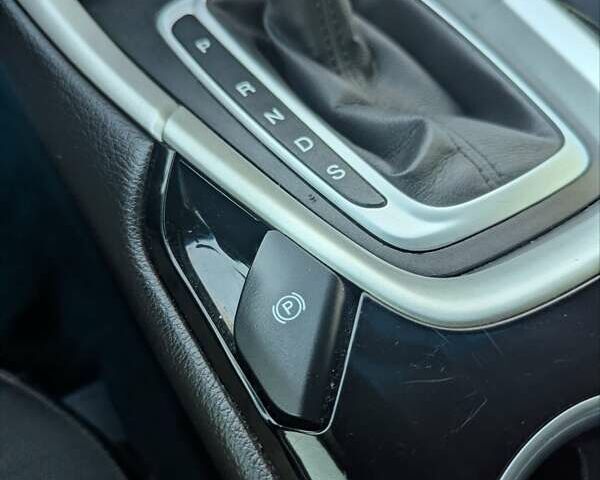 Сірий Форд Фьюжен, об'ємом двигуна 2.49 л та пробігом 138 тис. км за 10500 $, фото 23 на Automoto.ua