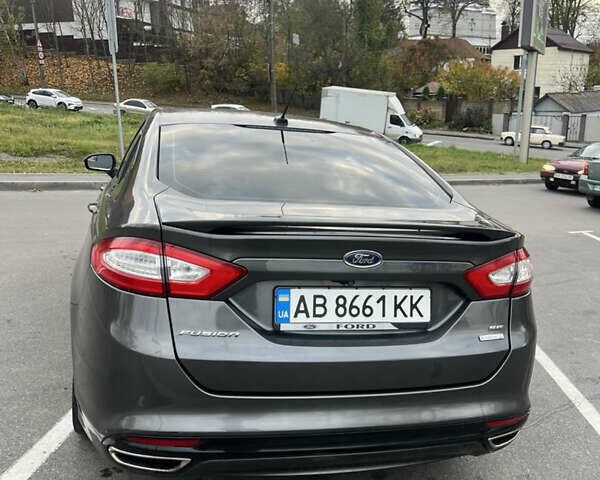 Серый Форд Фьюжн, объемом двигателя 2 л и пробегом 250 тыс. км за 9200 $, фото 4 на Automoto.ua