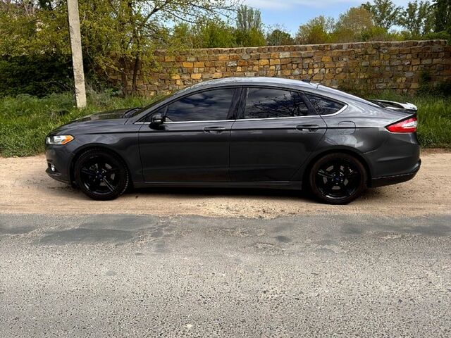 Серый Форд Фьюжн, объемом двигателя 2.5 л и пробегом 107 тыс. км за 9300 $, фото 3 на Automoto.ua