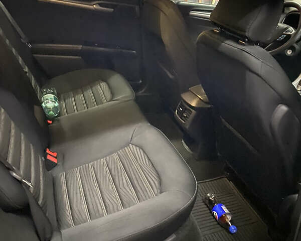 Серый Форд Фьюжн, объемом двигателя 2.5 л и пробегом 166 тыс. км за 10500 $, фото 21 на Automoto.ua