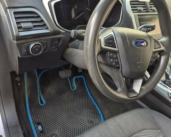 Серый Форд Фьюжн, объемом двигателя 2.49 л и пробегом 184 тыс. км за 9800 $, фото 22 на Automoto.ua