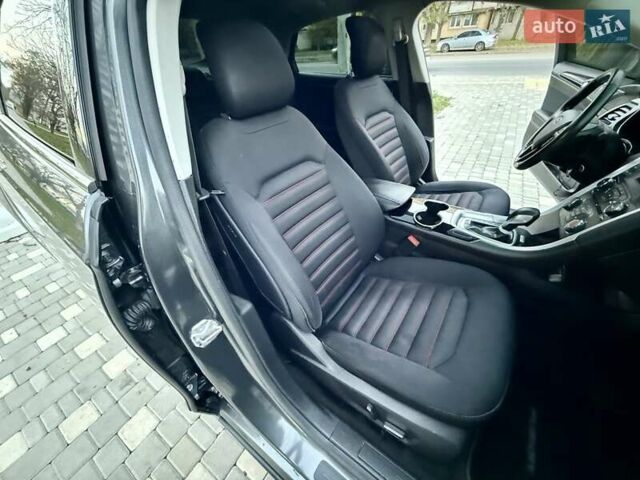 Сірий Форд Фьюжен, об'ємом двигуна 2 л та пробігом 163 тис. км за 8300 $, фото 43 на Automoto.ua
