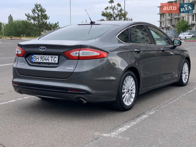Сірий Форд Фьюжен, об'ємом двигуна 1.5 л та пробігом 130 тис. км за 9200 $, фото 6 на Automoto.ua