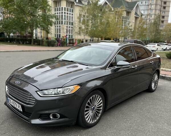 Серый Форд Фьюжн, объемом двигателя 0 л и пробегом 205 тыс. км за 10600 $, фото 2 на Automoto.ua