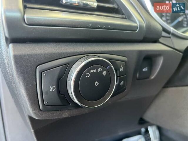 Форд Фьюжн 2015 в Николаеве на Automoto.ua Серый Форд Фьюжн, объемом двигателя 2 л и пробегом 208 тыс. км за 10900 $, фото 32 на Automoto.ua