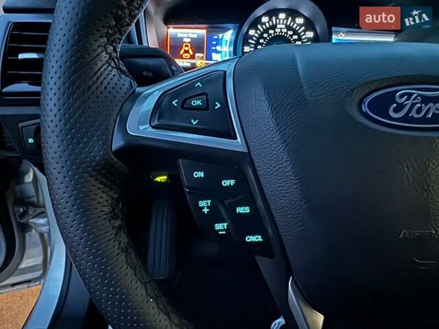Серый Форд Фьюжн, объемом двигателя 2.49 л и пробегом 171 тыс. км за 12490 $, фото 18 на Automoto.ua