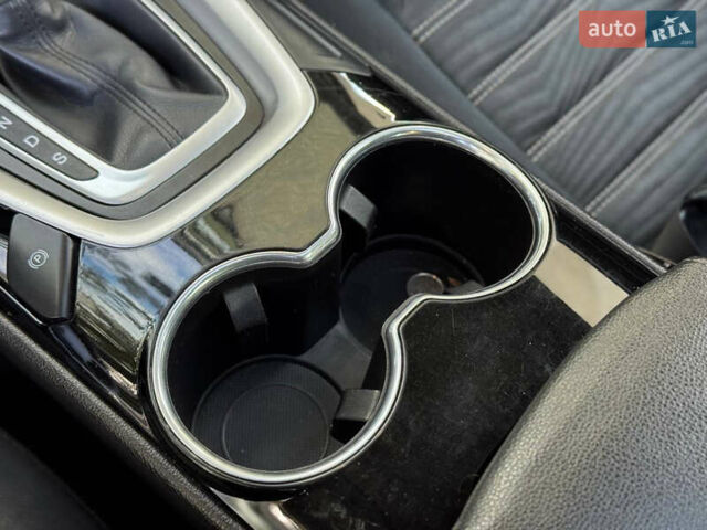 Сірий Форд Фьюжен, об'ємом двигуна 2.49 л та пробігом 270 тис. км за 7999 $, фото 24 на Automoto.ua