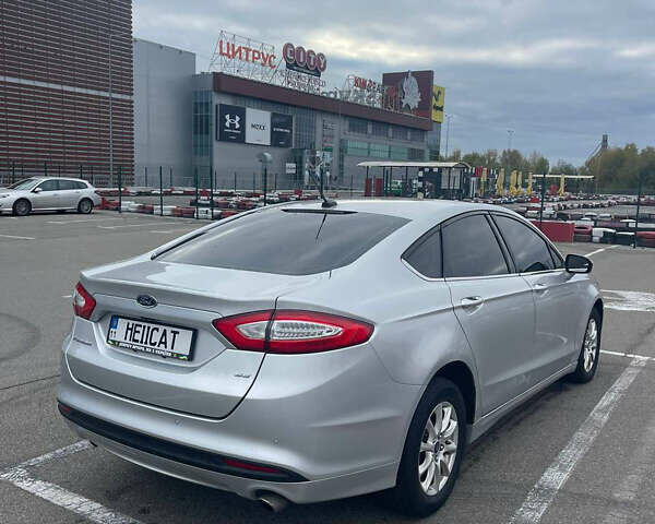Серый Форд Фьюжн, объемом двигателя 2.5 л и пробегом 284 тыс. км за 8850 $, фото 3 на Automoto.ua