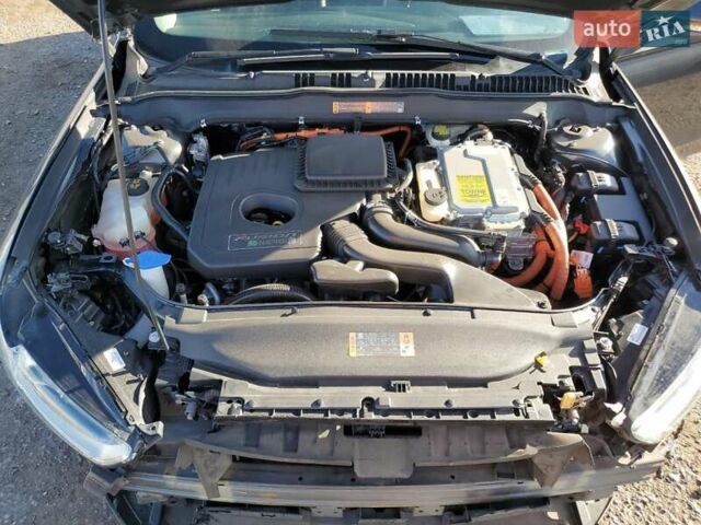 Форд Фьюжен 2015 у Львові на Automoto.ua Сірий Форд Фьюжен, об'ємом двигуна 2 л та пробігом 104 тис. км за 2500 $, фото 10 на Automoto.ua