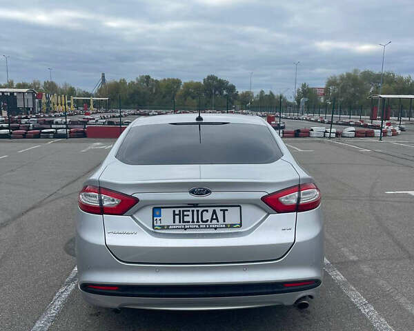 Серый Форд Фьюжн, объемом двигателя 2.5 л и пробегом 284 тыс. км за 8850 $, фото 2 на Automoto.ua