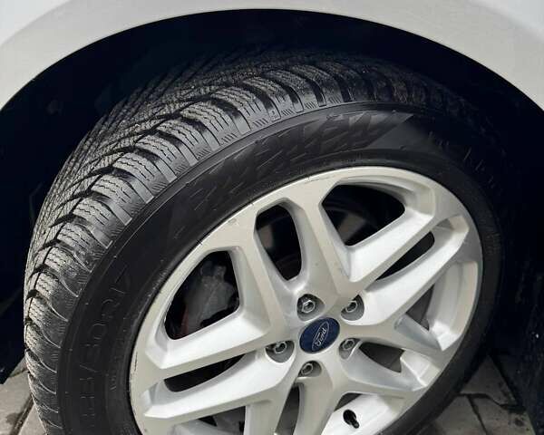 Серый Форд Фьюжн, объемом двигателя 2.5 л и пробегом 163 тыс. км за 10700 $, фото 14 на Automoto.ua