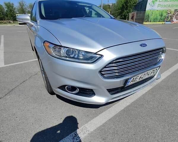Сірий Форд Фьюжен, об'ємом двигуна 2 л та пробігом 154 тис. км за 14300 $, фото 2 на Automoto.ua