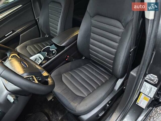 Серый Форд Фьюжн, объемом двигателя 2.49 л и пробегом 180 тыс. км за 9999 $, фото 36 на Automoto.ua