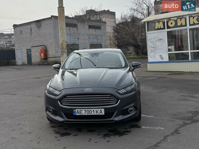 Серый Форд Фьюжн, объемом двигателя 2 л и пробегом 157 тыс. км за 12900 $, фото 6 на Automoto.ua