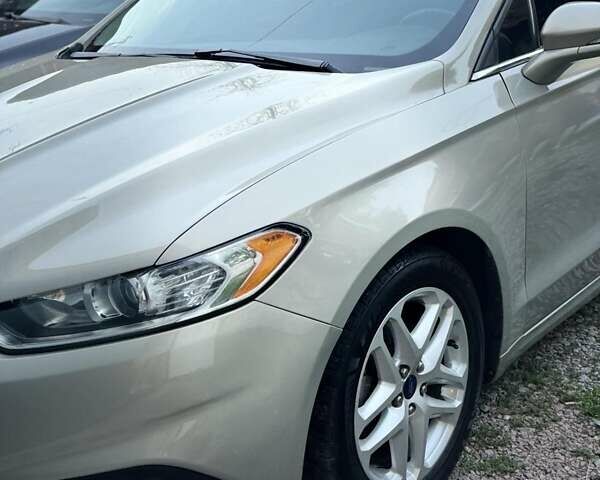 Сірий Форд Фьюжен, об'ємом двигуна 2.5 л та пробігом 240 тис. км за 10000 $, фото 12 на Automoto.ua