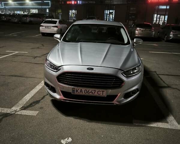 Серый Форд Фьюжн, объемом двигателя 2 л и пробегом 135 тыс. км за 10500 $, фото 1 на Automoto.ua