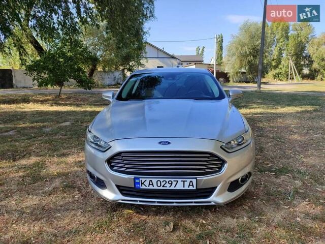 Форд Фьюжн 2015 в Киеве на Automoto.ua Серый Форд Фьюжн, объемом двигателя 2 л и пробегом 170 тыс. км за 14000 $, фото 3 на Automoto.ua
