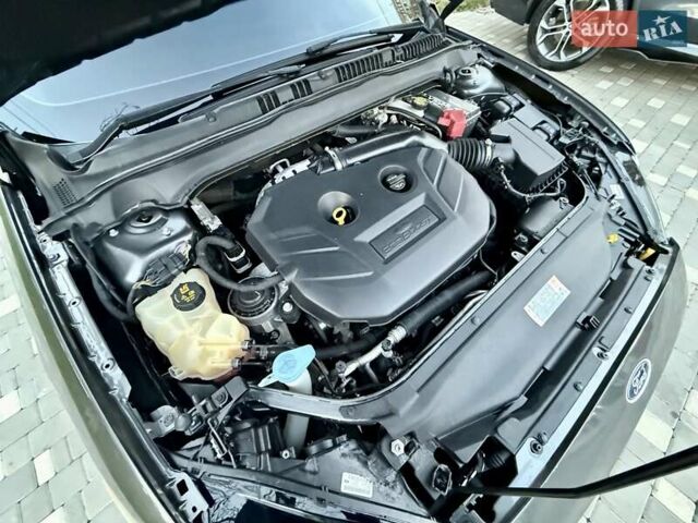 Сірий Форд Фьюжен, об'ємом двигуна 2 л та пробігом 163 тис. км за 8300 $, фото 74 на Automoto.ua