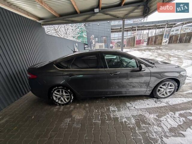 Сірий Форд Фьюжен, об'ємом двигуна 0 л та пробігом 165 тис. км за 10300 $, фото 2 на Automoto.ua