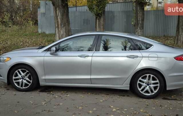 Серый Форд Фьюжн, объемом двигателя 2.49 л и пробегом 184 тыс. км за 9800 $, фото 8 на Automoto.ua