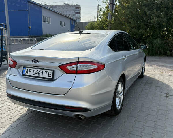 Сірий Форд Фьюжен, об'ємом двигуна 2.49 л та пробігом 170 тис. км за 11100 $, фото 3 на Automoto.ua