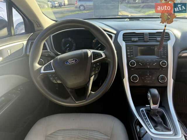 Сірий Форд Фьюжен, об'ємом двигуна 2.49 л та пробігом 233 тис. км за 7200 $, фото 5 на Automoto.ua