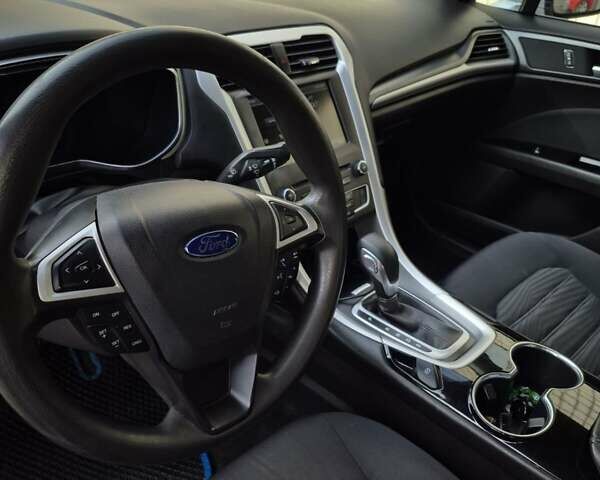 Серый Форд Фьюжн, объемом двигателя 2.49 л и пробегом 184 тыс. км за 9800 $, фото 16 на Automoto.ua