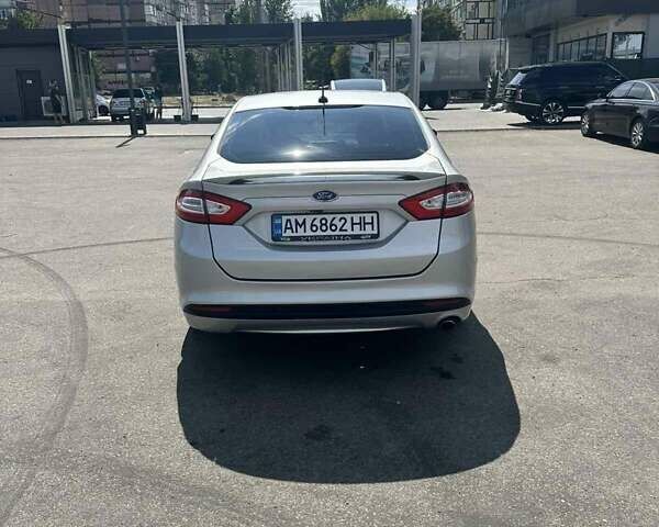 Сірий Форд Фьюжен, об'ємом двигуна 2.5 л та пробігом 160 тис. км за 10500 $, фото 6 на Automoto.ua