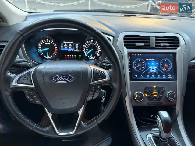 Серый Форд Фьюжн, объемом двигателя 2.49 л и пробегом 206 тыс. км за 9300 $, фото 18 на Automoto.ua