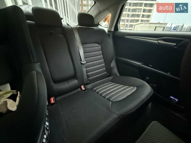 Серый Форд Фьюжн, объемом двигателя 2.5 л и пробегом 157 тыс. км за 9650 $, фото 10 на Automoto.ua