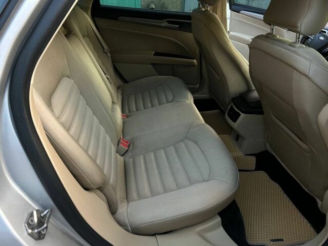 Серый Форд Фьюжн, объемом двигателя 2.5 л и пробегом 150 тыс. км за 9300 $, фото 9 на Automoto.ua