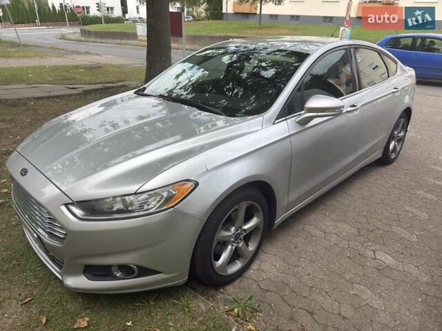 Сірий Форд Фьюжен, об'ємом двигуна 2 л та пробігом 208 тис. км за 8200 $, фото 3 на Automoto.ua