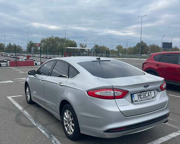 Серый Форд Фьюжн, объемом двигателя 2.5 л и пробегом 284 тыс. км за 8850 $, фото 5 на Automoto.ua