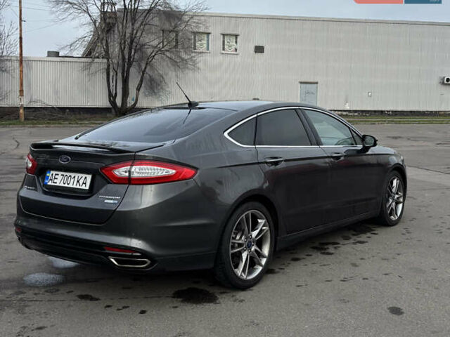 Серый Форд Фьюжн, объемом двигателя 2 л и пробегом 157 тыс. км за 12900 $, фото 5 на Automoto.ua