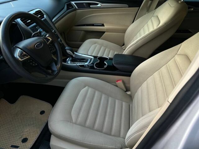 Серый Форд Фьюжн, объемом двигателя 2.5 л и пробегом 150 тыс. км за 9300 $, фото 11 на Automoto.ua